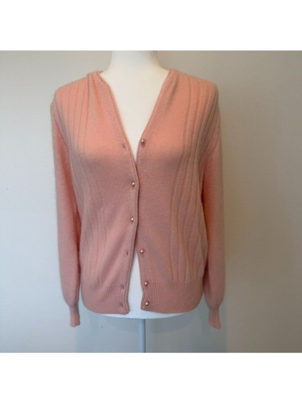 Vintage Romantic Pearl Pink Lambswool Angora Cardigan Sweater Size Small Cottage